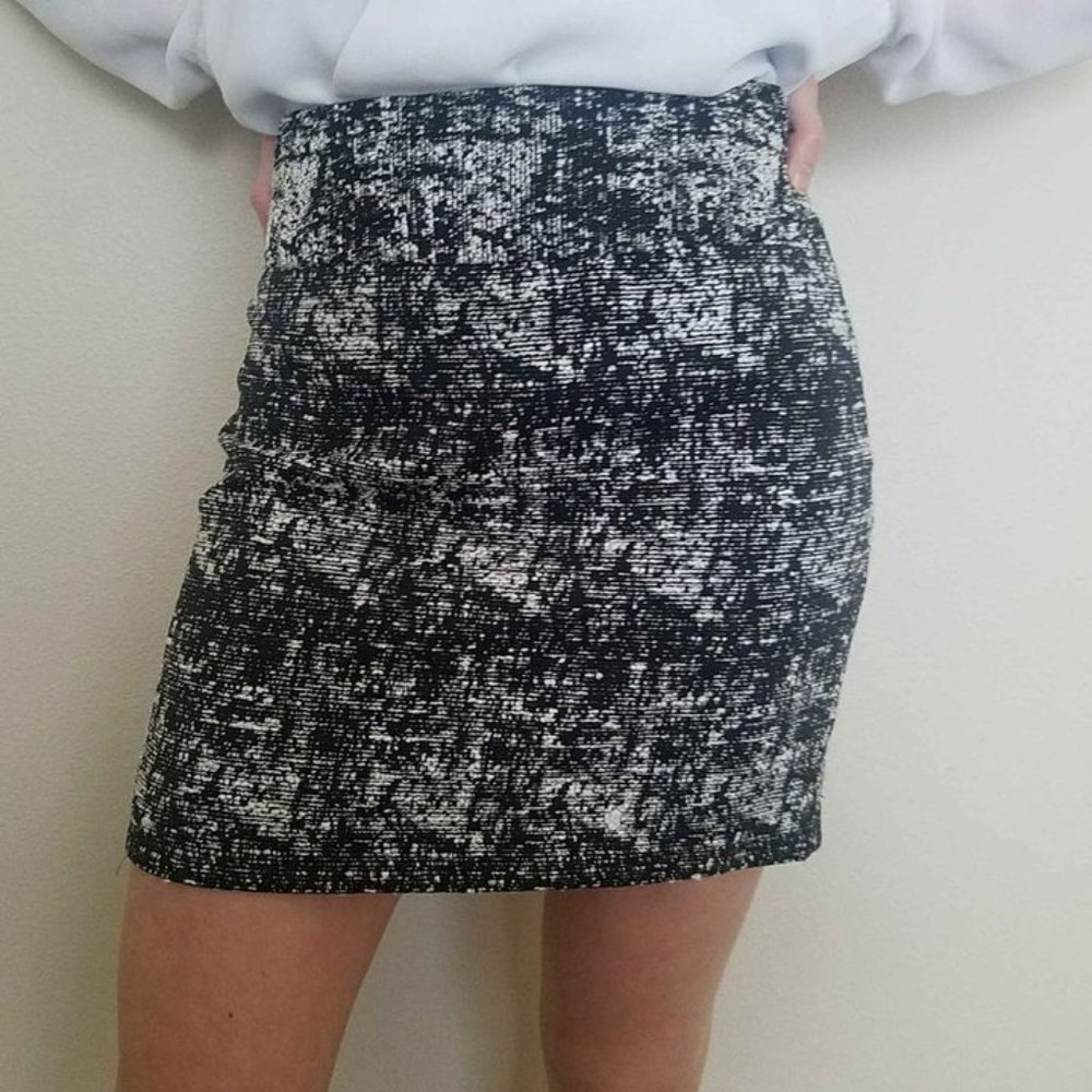 Banana Republic winter skirt size 4